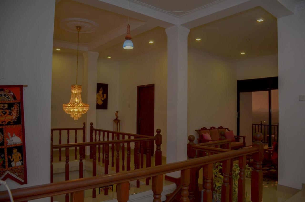 مبيت وإفطار كاندي إنجيل تاور المظهر الخارجي الصورة